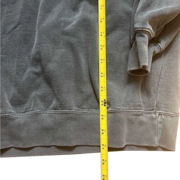 Comfort Colors Grey Crew neck Pullover Embroidered Chest Logo Medium - Picture 7 of 7